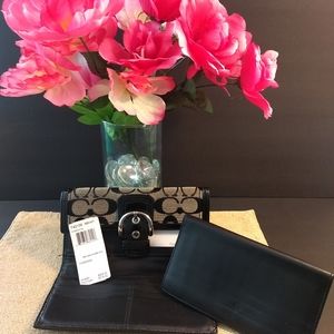 🎄COACH Soho Signature Wallet